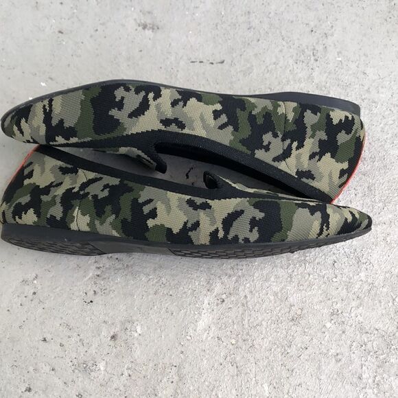 Judy + Birdies  - Picture 2 of 8